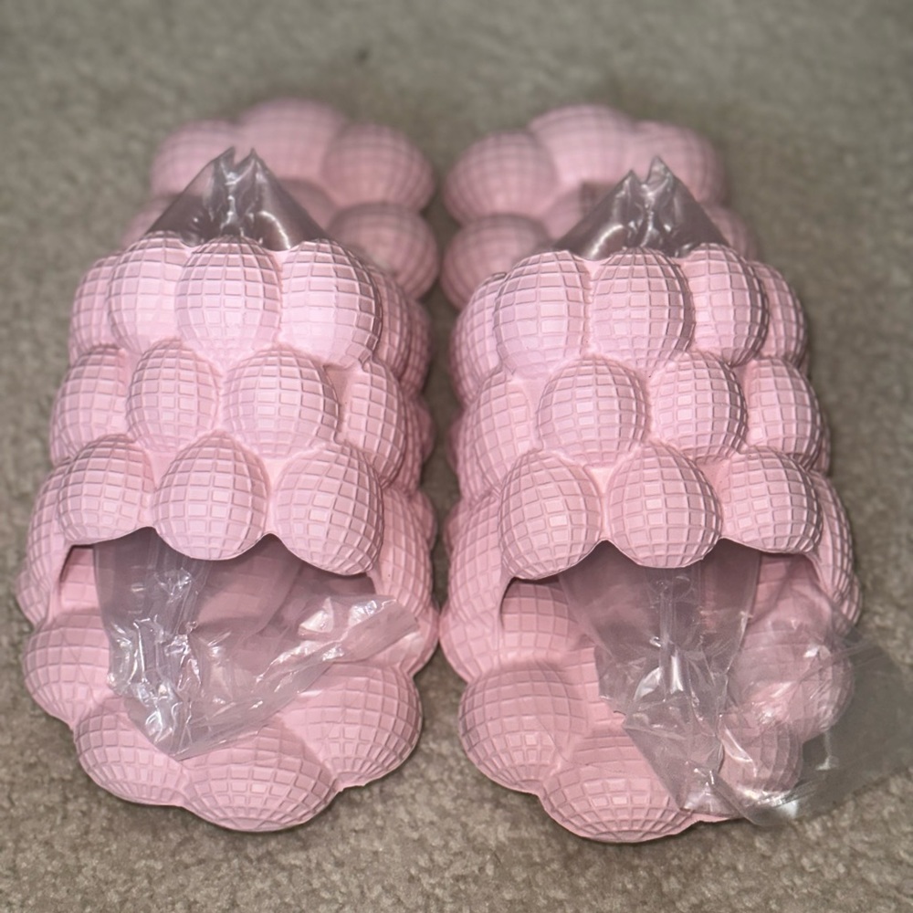 Open toed bubble vented clogs from SHEIN